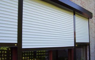 volets roulants baissés